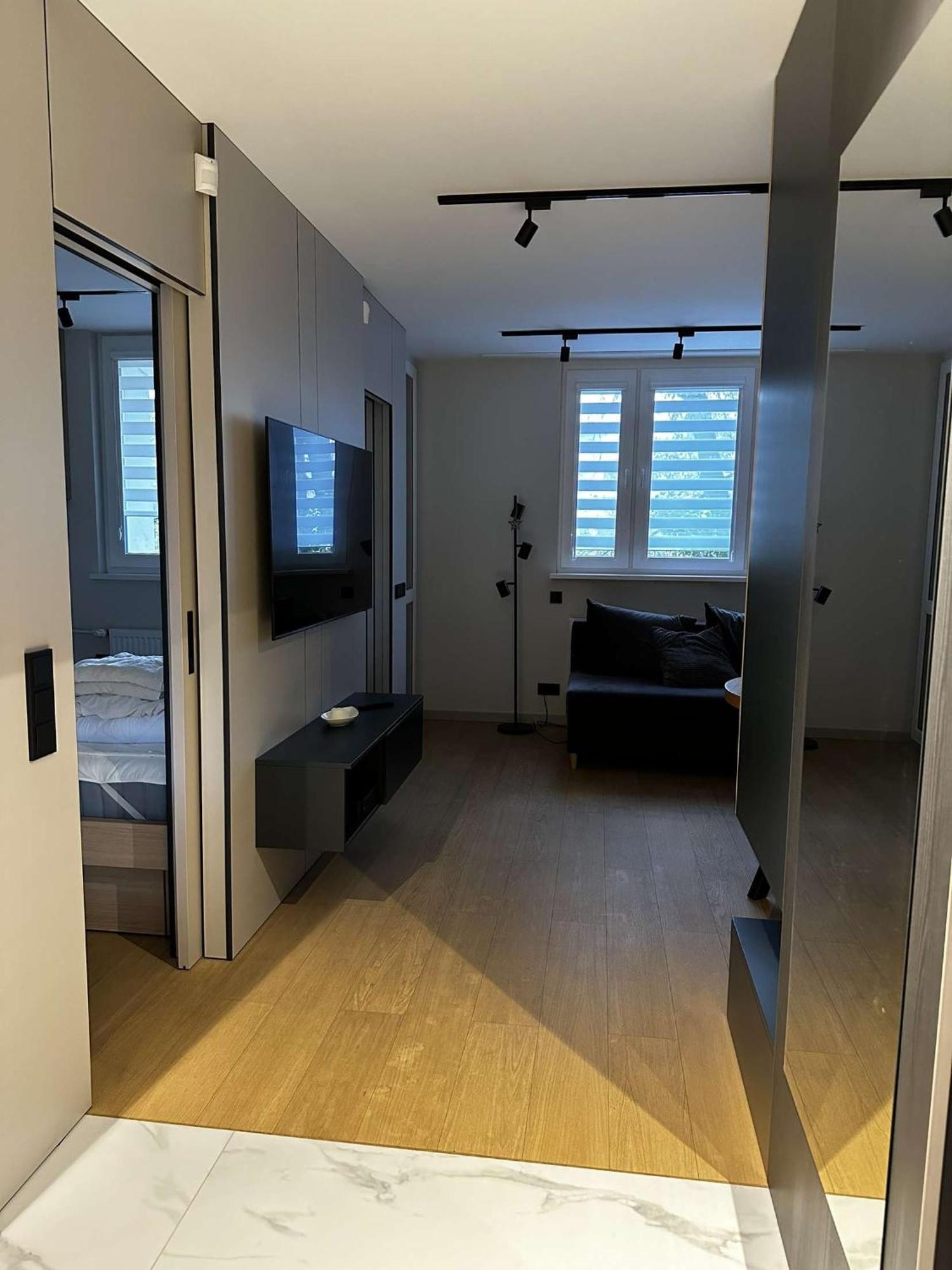 Apartament- Metro Trocka 华沙 外观 照片